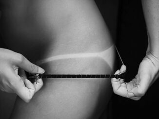 UV-B Strahlung erzeugt Sonnenbrand auf der Haut